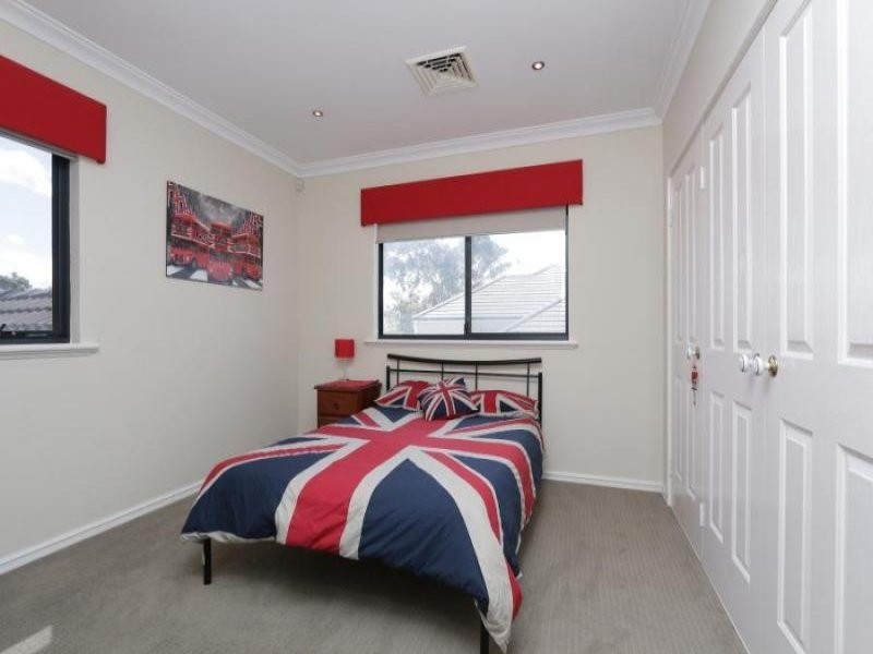 12 Lutey Road, Attadale WA 6156