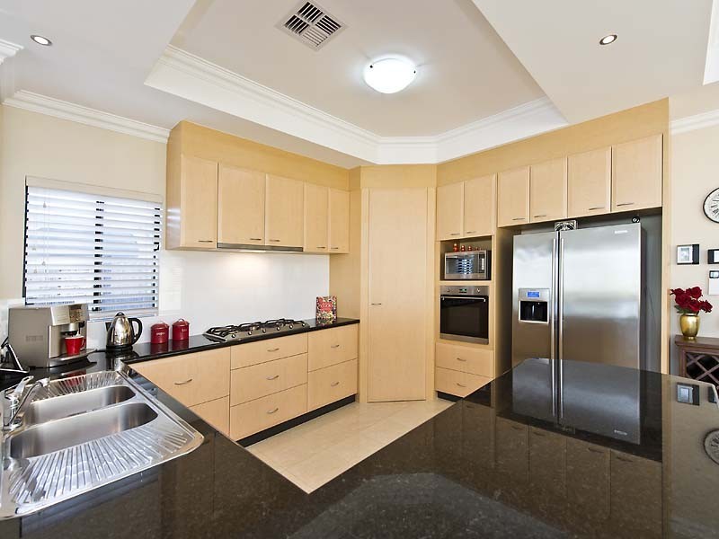 12 McCallum Crescent, Ardross WA 6153
