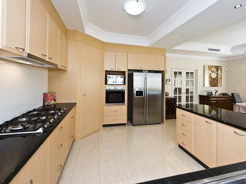 12 McCallum Crescent, Ardross WA 6153