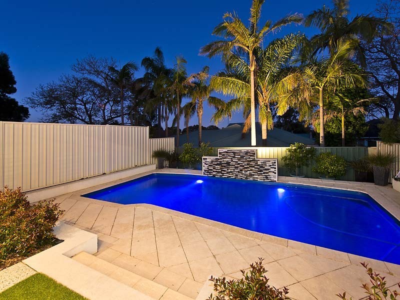 12 McCallum Crescent, Ardross WA 6153