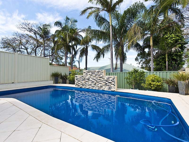 12 McCallum Crescent, Ardross WA 6153