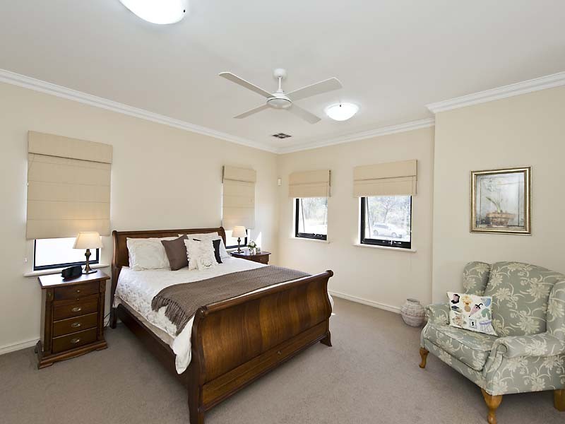 12 McCallum Crescent, Ardross WA 6153