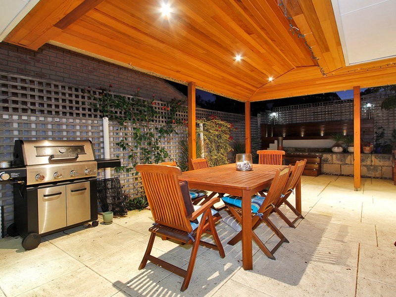 21B Point Walter Road, Bicton WA 6157
