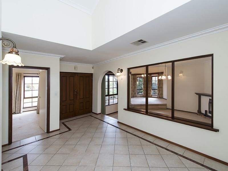 6 McCarter Road, Booragoon WA 6154