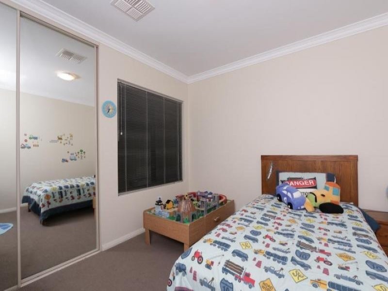 1 Warrego Street, Hammond Park WA 6164