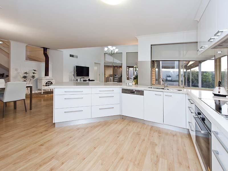 13 Evergreen Court, Leeming WA 6149