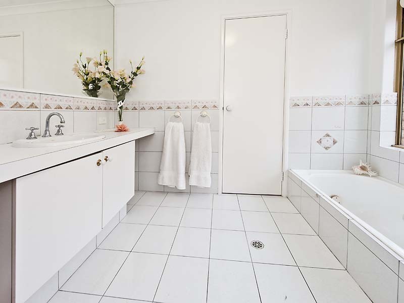 13 Evergreen Court, Leeming WA 6149