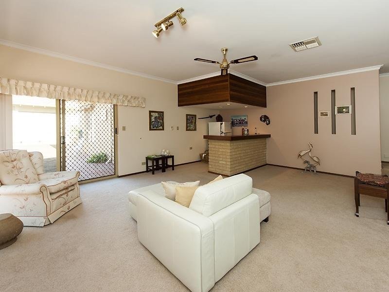 28 Potts St, Melville WA 6156