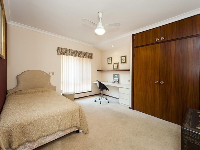 28 Potts St, Melville WA 6156