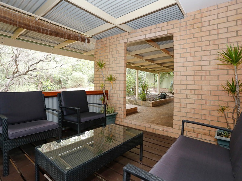 24 Edgar Way, Mount Pleasant WA 6153
