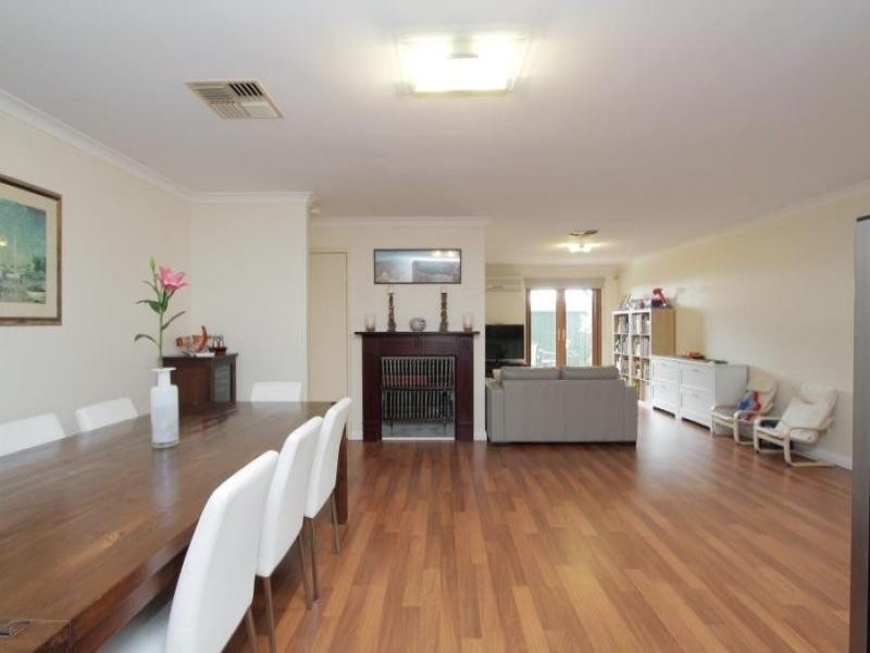 8A Hesford Avenue, Mount Pleasant WA 6153