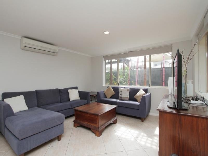 8A Hesford Avenue, Mount Pleasant WA 6153