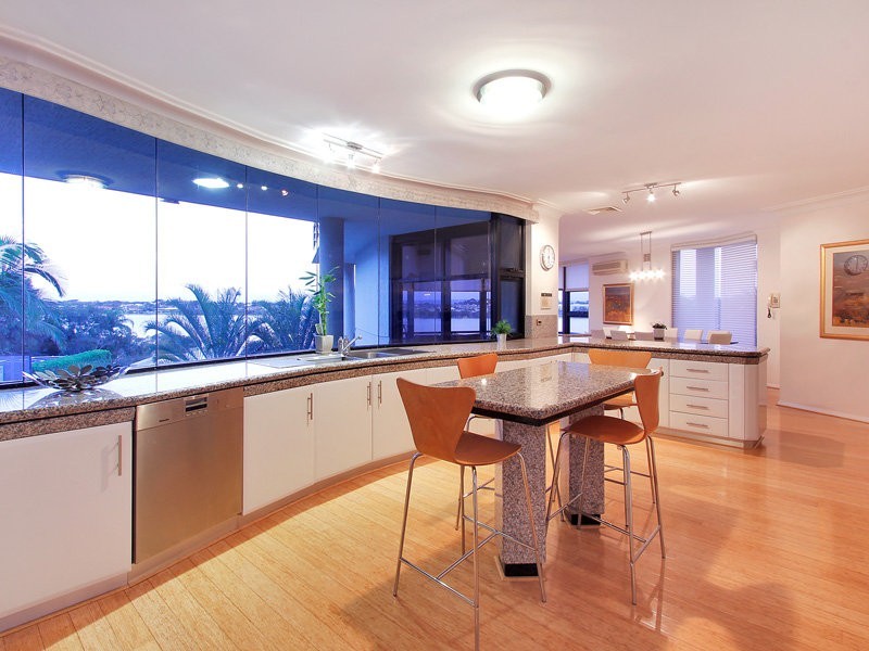 6 Stoke St, Mount Pleasant WA 6153