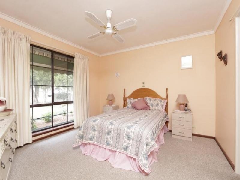 54 Turfan Way, Munster WA 6166