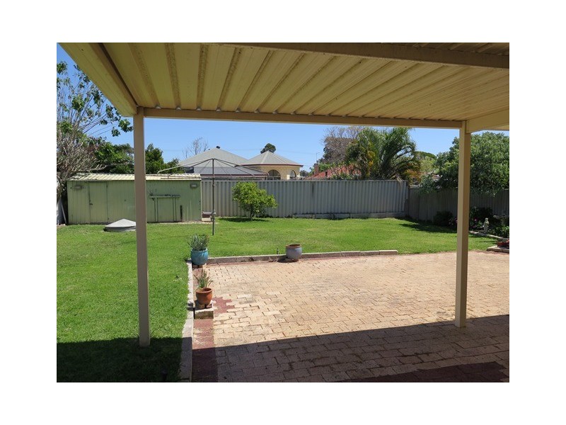 13 Choules Place, Myaree WA 6154