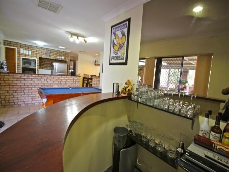 5 Challenger Drive, Thornlie WA 6108