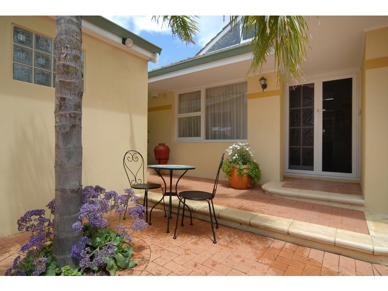 53 Tain Street, Applecross WA 6153