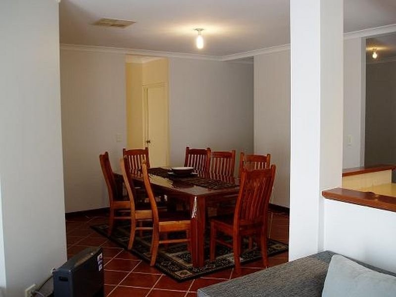 6B Brooksby Street, Melville WA 6156