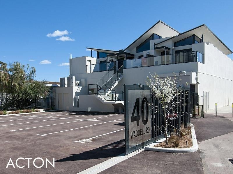 4/40 Waddell Road, Bicton WA 6157