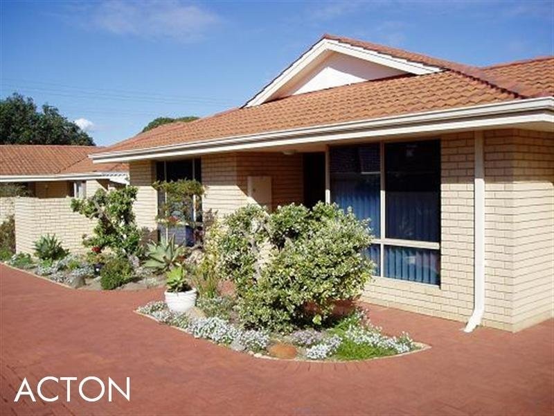 2/89 Waddell Road, Bicton WA 6157