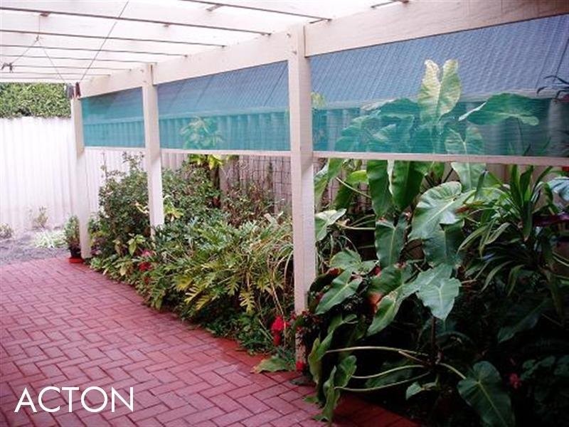 2/89 Waddell Road, Bicton WA 6157