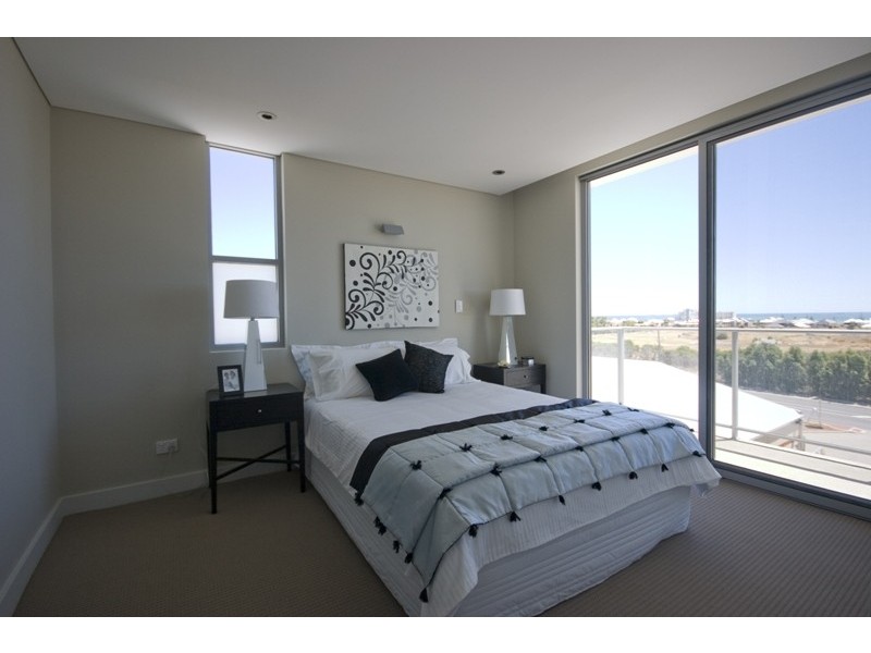 7/3 Rockingham, South Fremantle WA 6162