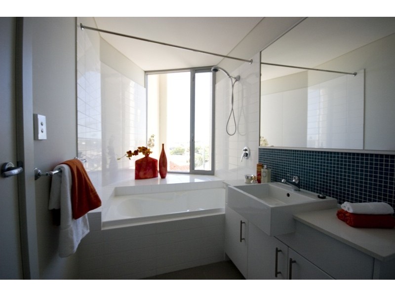 7/3 Rockingham, South Fremantle WA 6162