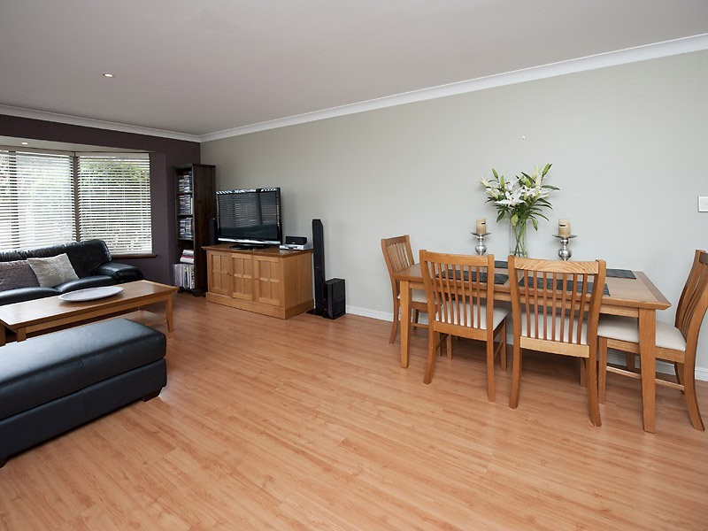 8/287 Preston Point Road, Bicton WA 6157