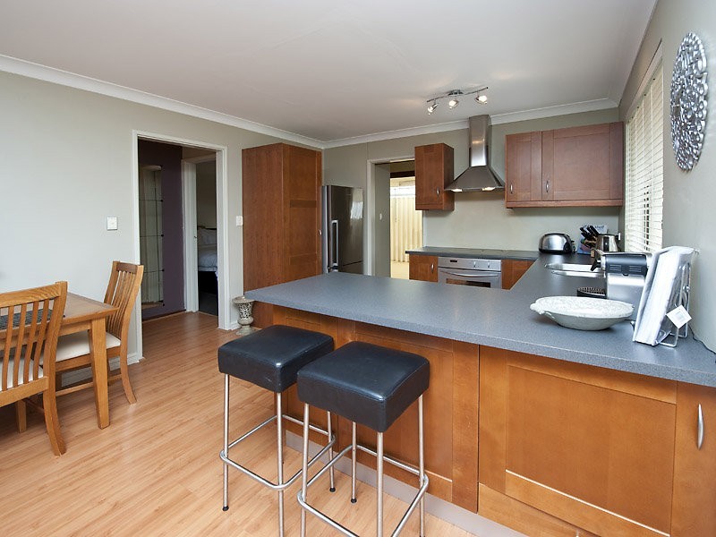 8/287 Preston Point Road, Bicton WA 6157