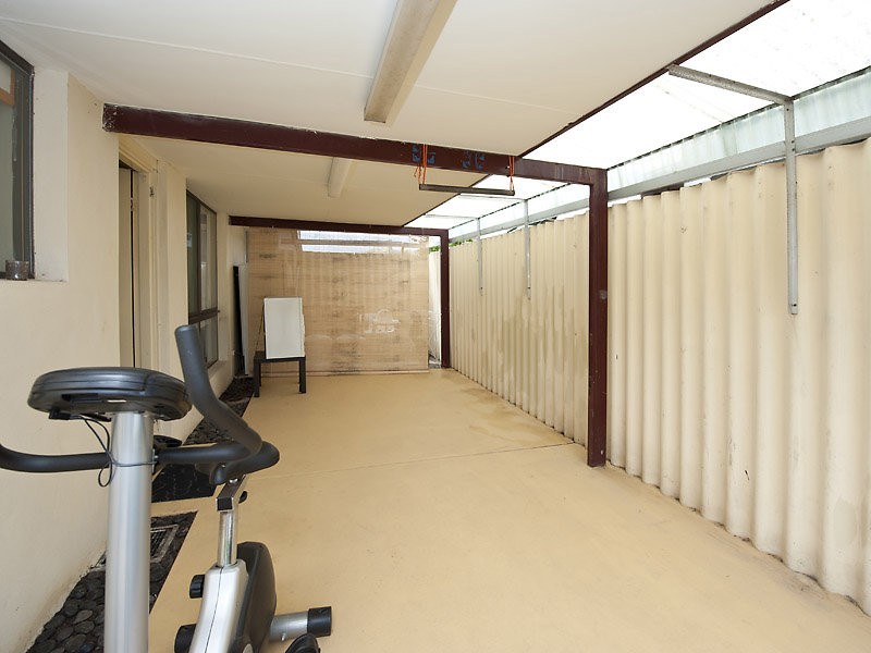 8/287 Preston Point Road, Bicton WA 6157