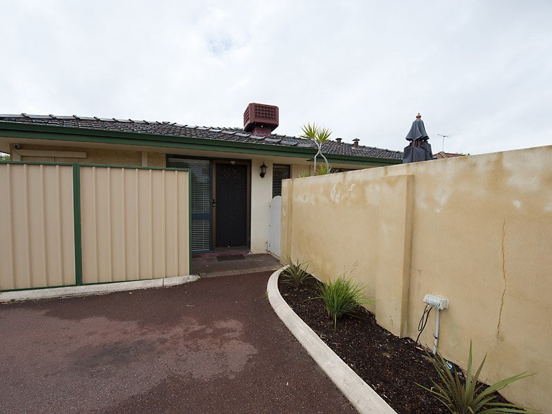 8/287 Preston Point Road, Bicton WA 6157