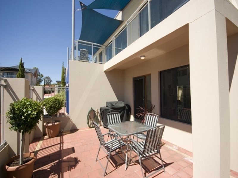 444D Canning Highway, Attadale WA 6156