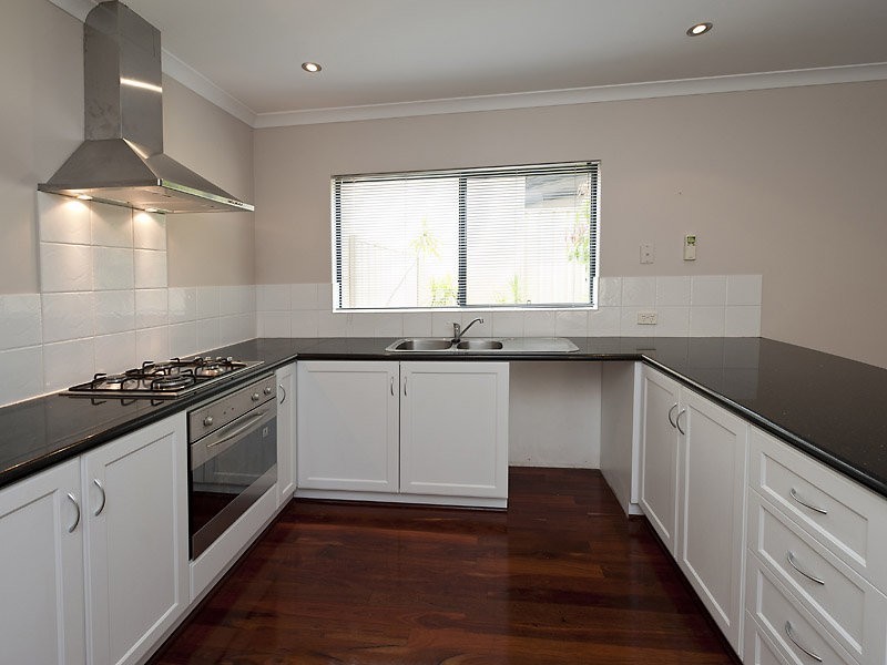 1/447 Canning Highway, Melville WA 6156