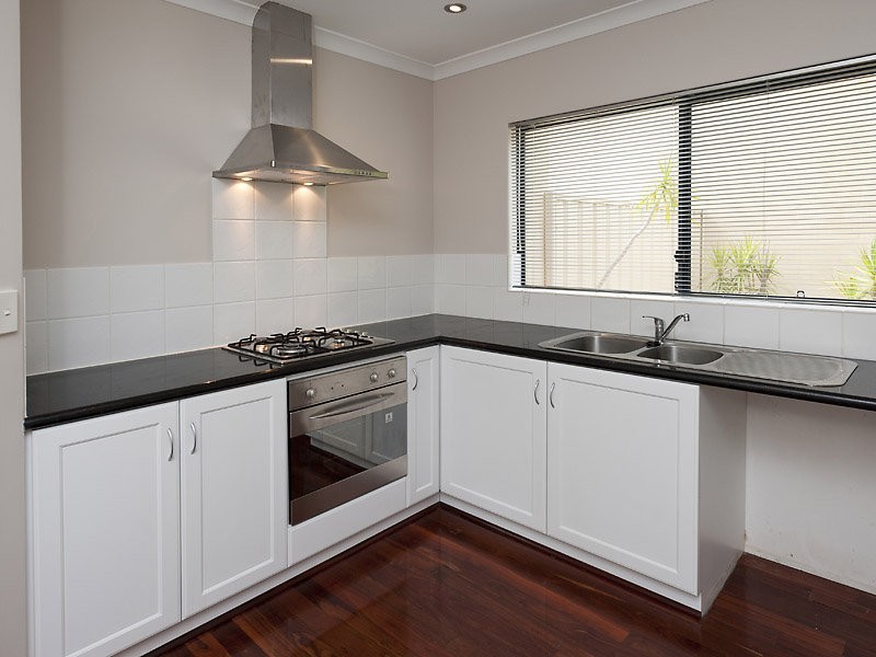 1/447 Canning Highway, Melville WA 6156