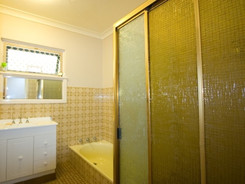 14 Joiner Street, Melville WA 6156