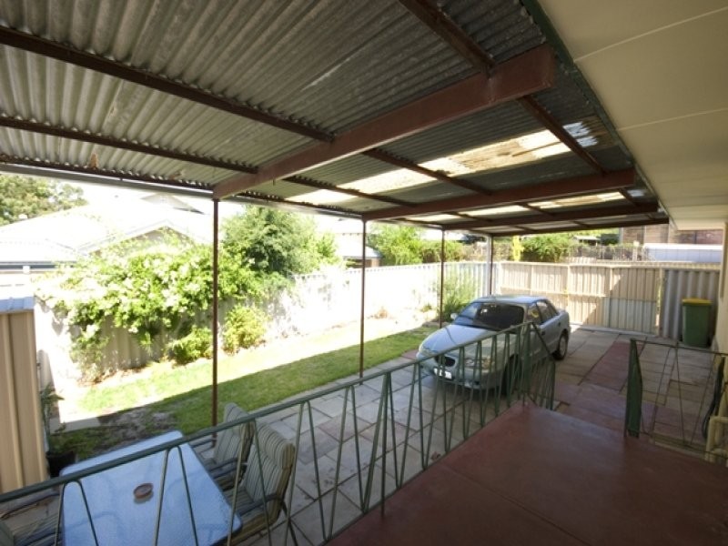 14 Joiner Street, Melville WA 6156