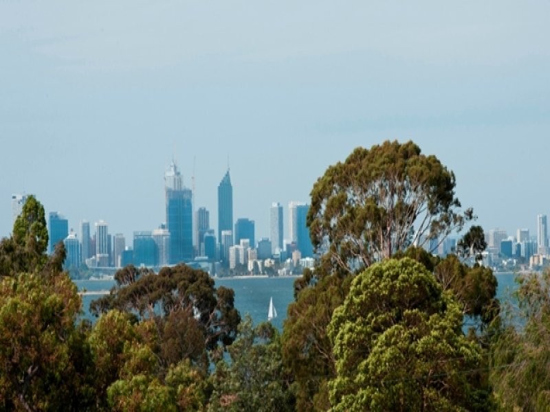 7 Davis Road, Attadale WA 6156