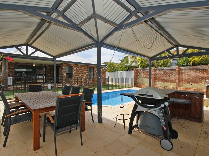 56 Davy Street, Booragoon WA 6154