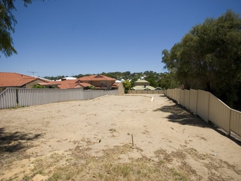 1/47 Foss Street, Bicton WA 6157