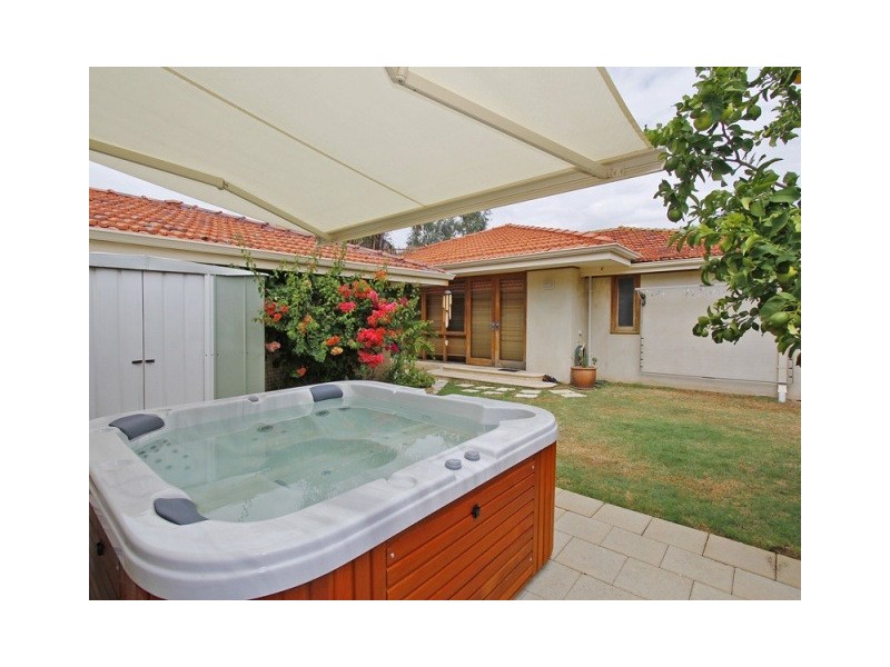 Bicton WA 6157
