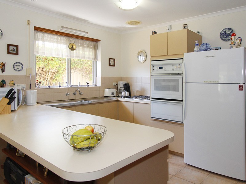 141 Kitchener Road, Alfred Cove WA 6154