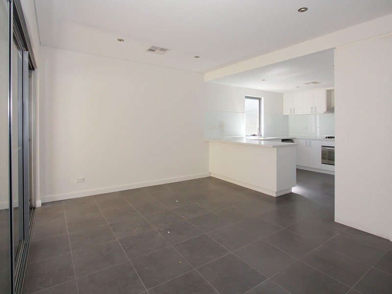 1/51 Wray Avenue, Fremantle WA 6160