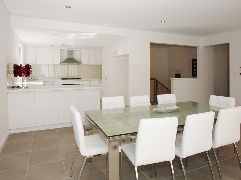 2/51 Wray Avenue, Fremantle WA 6160