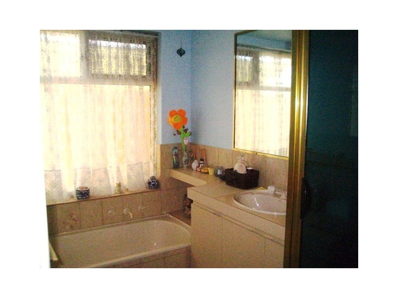 12 Marigold Place, Yangebup WA 6164