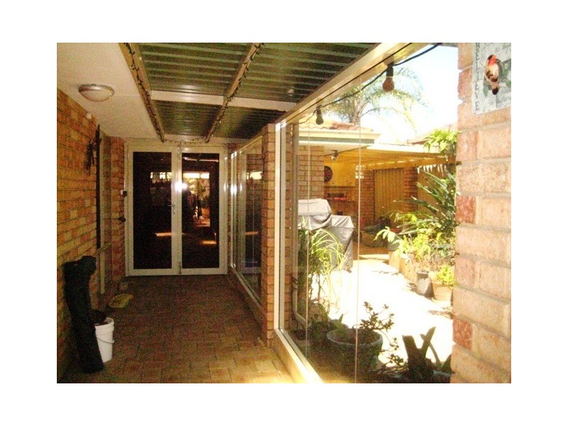 12 Marigold Place, Yangebup WA 6164