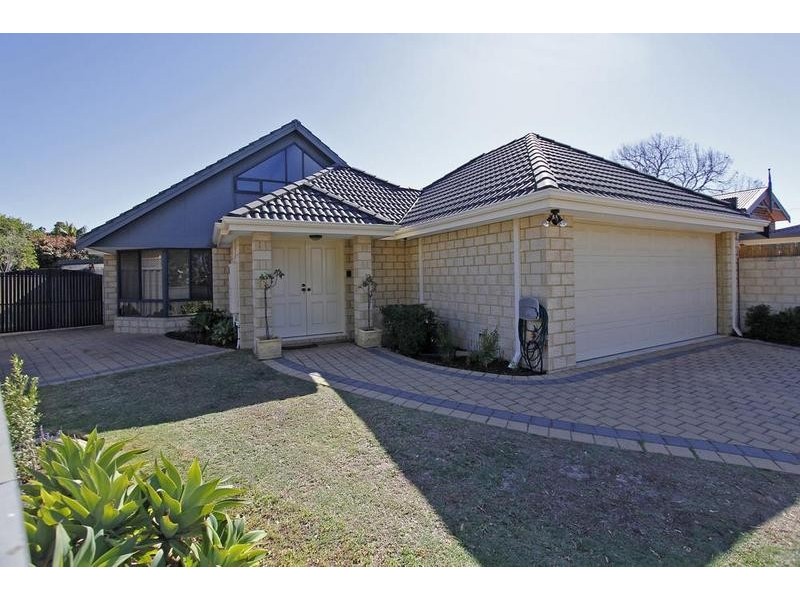 28 McLean Street, Melville WA 6156