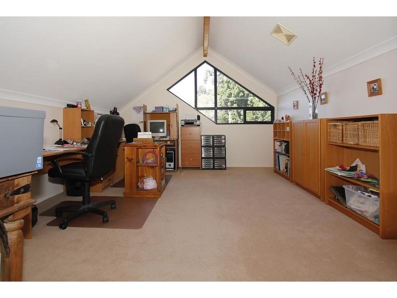 28 McLean Street, Melville WA 6156