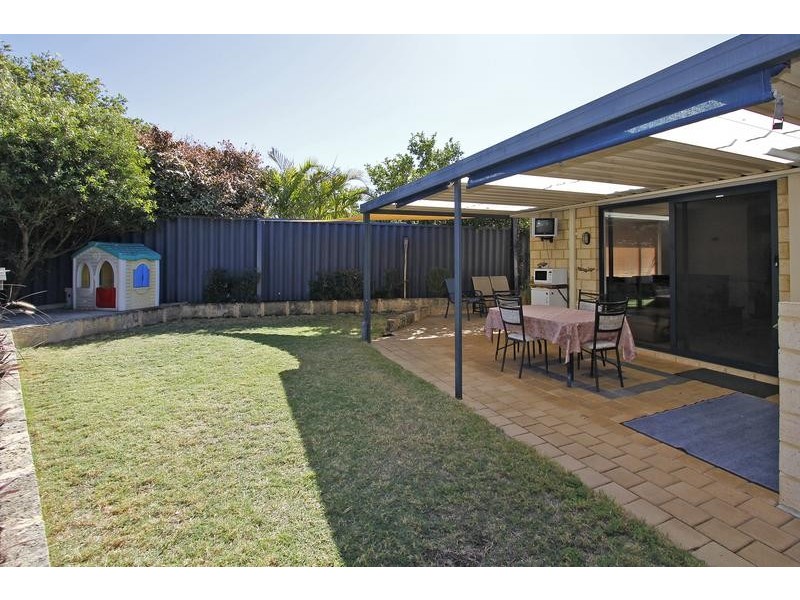 28 McLean Street, Melville WA 6156