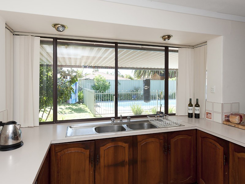 3 Collinson Way, Leeming WA 6149