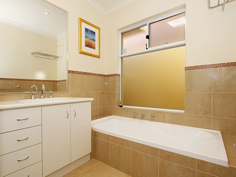 72A Jean Street, Beaconsfield WA 6162